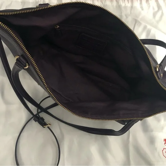 Coach Handbag - Picture 4 of 6